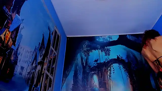 Snapshot of alessa_brown74 chatting on November 13, 6:28 am alessa brown74 online show from November 13, 6:28 am