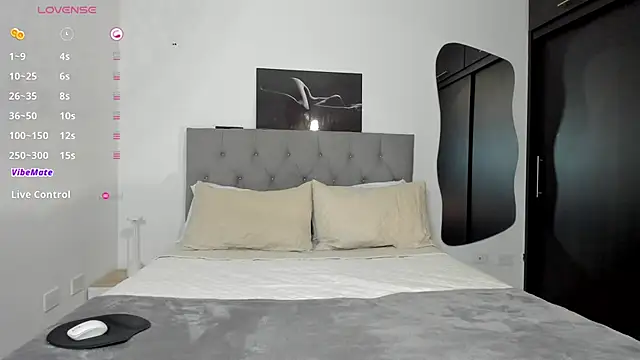 CHAYBLACK online show from March 21, 7:51 pm