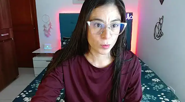 Snapshot of antonella_sweet33 chatting on February 27, 10:09 pm antonella sweet33 online show from February 27, 10:09 pm