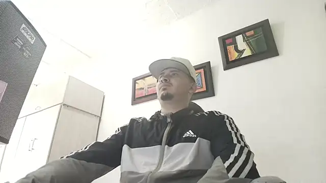 myke andrade online show from October 8, 7:47 pm