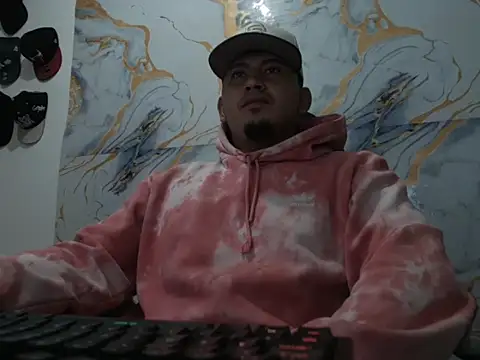 myke andrade online show from February 7, 10:45 am
