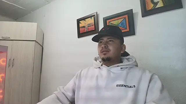 myke andrade online show from October 30, 7:50 am