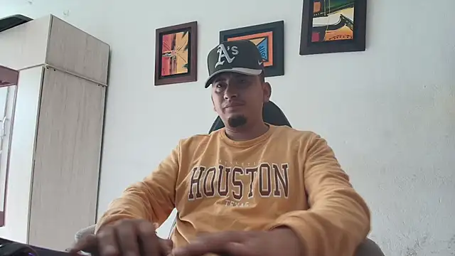 myke andrade online show from December 5, 1:32 pm
