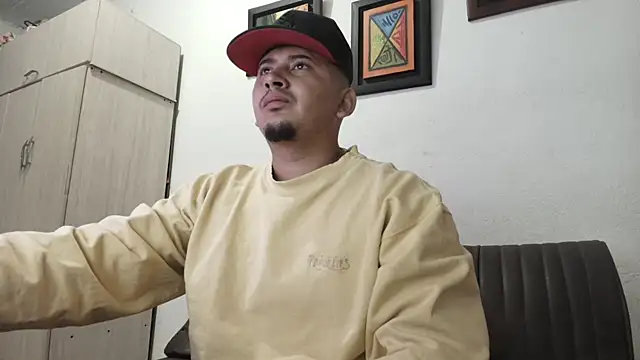 myke andrade online show from September 11, 6:13 am