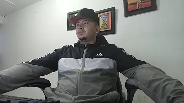 myke andrade online show from September 18, 10:51 am