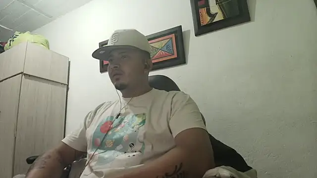 myke andrade online show from October 6, 4:13 am