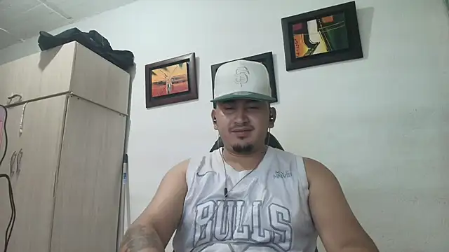 myke andrade online show from November 6, 1:09 am