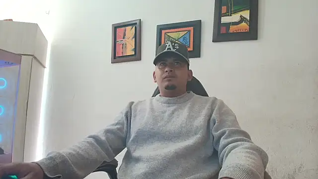 myke andrade online show from December 14, 2:00 pm