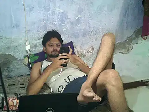 Snapshot of Rocobodymassager chatting on June 2, 3:01 pm Rocobodymassager online show from June 2, 3:01 pm