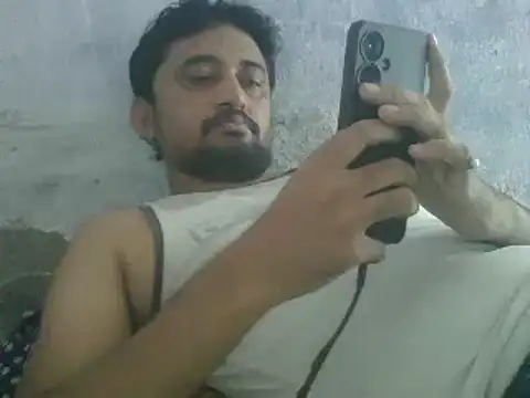 Snapshot of Rocobodymassager chatting on May 23, 4:22 am Rocobodymassager online show from May 23, 4:22 am