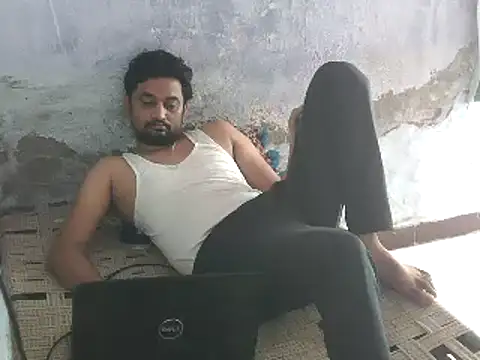 Snapshot of Rocobodymassager chatting on May 25, 4:45 am Rocobodymassager online show from May 25, 4:45 am