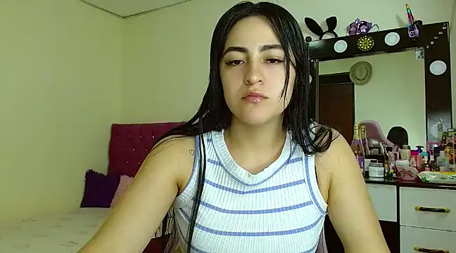 Snapshot of Dakota_bumm chatting on December 30, 8:04 pm Dakota bumm online show from December 30, 8:04 pm