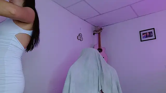 Dakota bumm online show from November 27, 4:40 pm