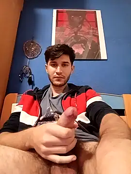 Snapshot of Esti02 chatting on December 1, 6:42 pm Esti02 online show from December 1, 6:42 pm