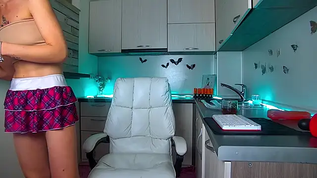 Skinny Nally online show from November 7, 1:32 am