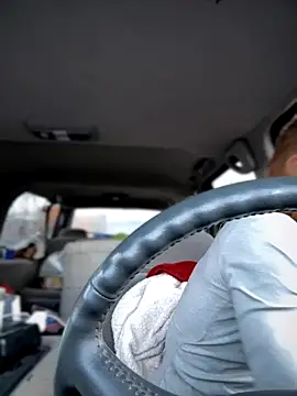 Snapshot of GoldenFlameGoddess chatting on December 22, 4:29 pm GoldenFlameGoddess online show from December 22, 4:29 pm