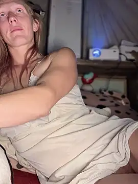 Snapshot of GoldenFlameGoddess chatting on October 22, 1:49 am GoldenFlameGoddess online show from October 22, 1:49 am