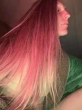 GoldenFlameGoddess online show from May 24, 4:34 am