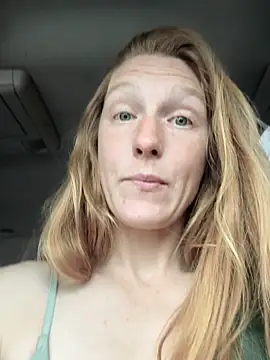 Snapshot of GoldenFlameGoddess chatting on March 4, 4:15 pm GoldenFlameGoddess online show from March 4, 4:15 pm