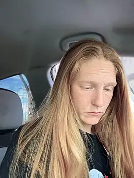 GoldenFlameGoddess online show from March 20, 9:05 pm