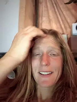 Snapshot of GoldenFlameGoddess chatting on November 26, 3:34 pm GoldenFlameGoddess online show from November 26, 3:34 pm