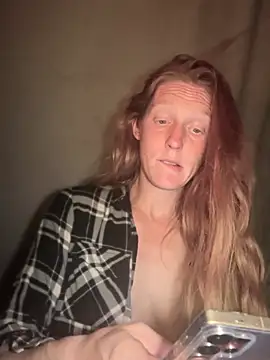 GoldenFlameGoddess online show from April 10, 4:08 am