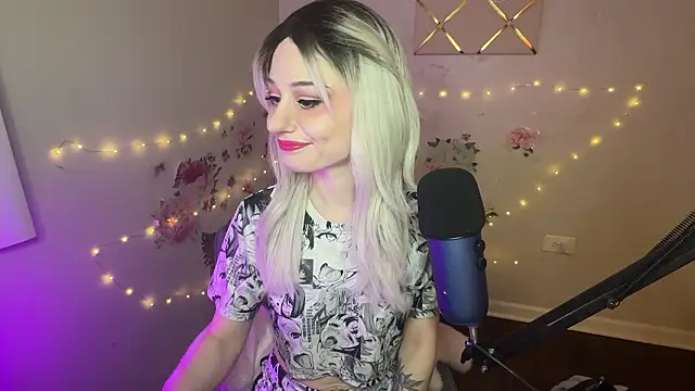 Starr1123 online show from March 13, 2:38 am