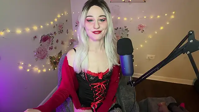 Starr1123 online show from April 4, 3:46 am