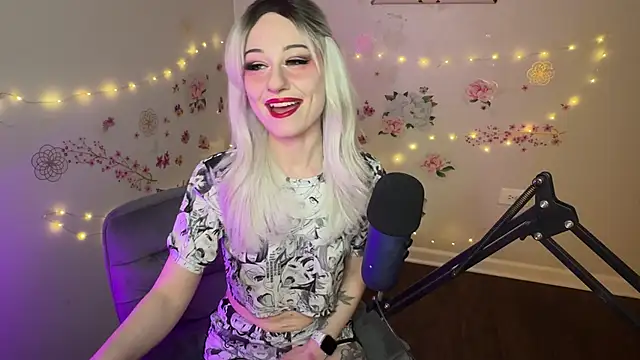 Starr1123 online show from May 29, 1:44 am
