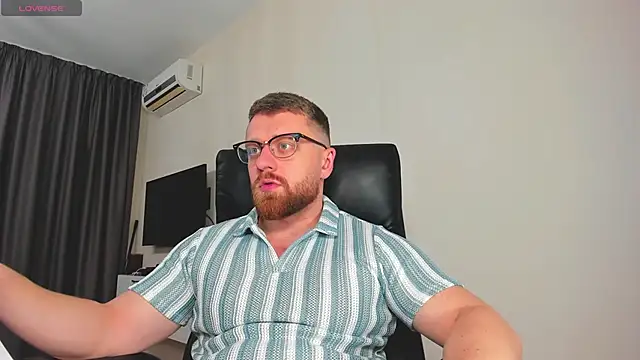 Findom guy online show from February 6, 6:37 pm