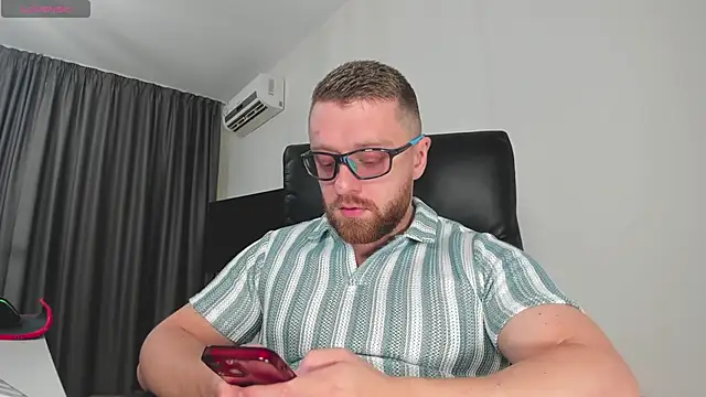 Findom guy online show from January 14, 1:15 pm