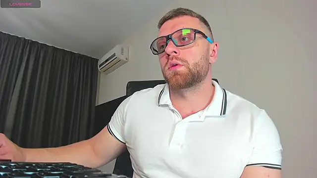 Findom guy online show from December 14, 12:33 pm