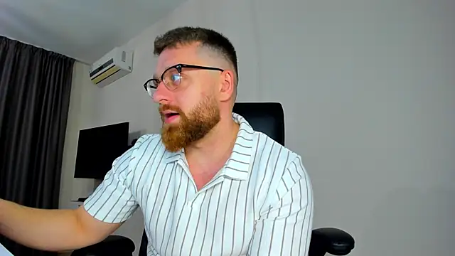 Findom guy online show from April 14, 9:47 am