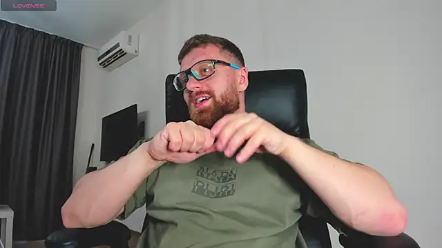 Findom guy online show from March 11, 12:43 pm