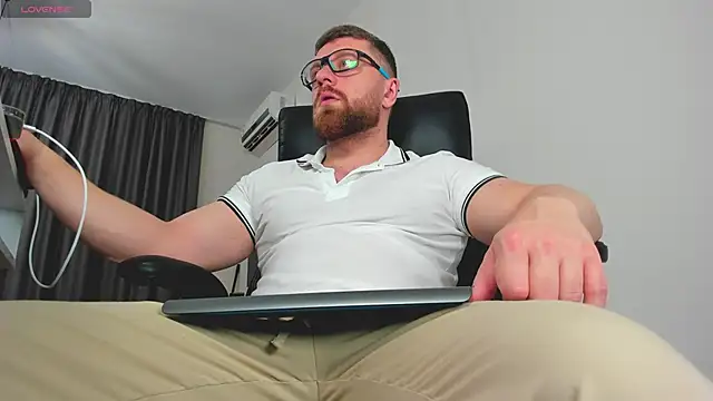 Findom guy online show from February 11, 12:38 pm