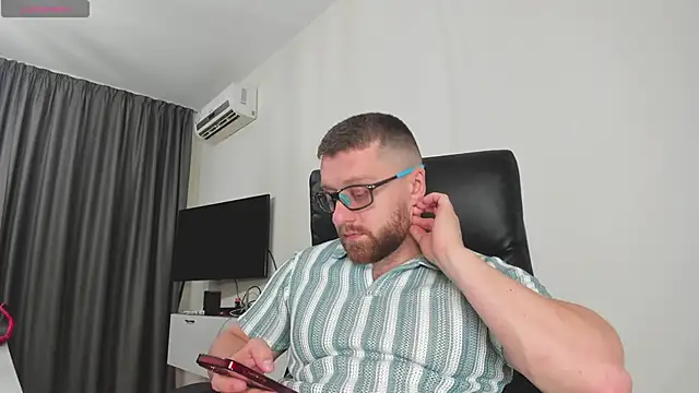Findom guy online show from January 13, 4:11 pm