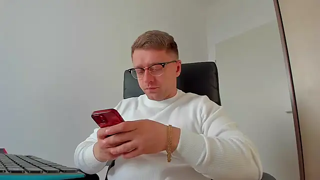 Findom guy online show from March 16, 3:28 pm