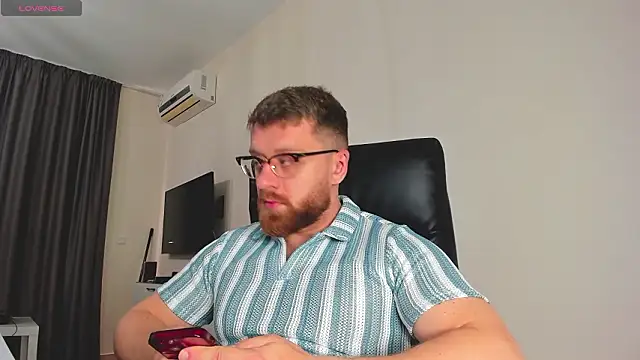 Findom guy online show from March 10, 6:28 am