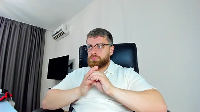 Findom guy online show from April 10, 12:12 pm