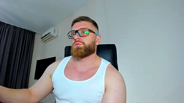 Snapshot of Findom_guy chatting on May 17, 7:03 pm Findom guy online show from May 17, 7:03 pm