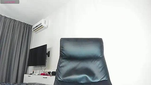 Findom guy online show from December 13, 8:04 pm