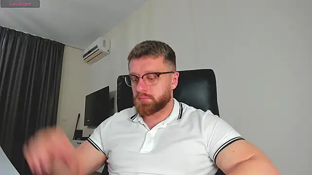 Findom guy online show from March 8, 11:46 am