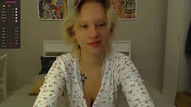 Snapshot of amelia_lye chatting on March 10, 4:03 pm amelia lye online show from March 10, 4:03 pm