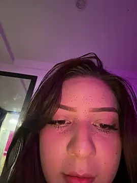 Zoe Lennoxx online show from May 13, 4:30 am