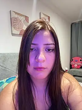 Snapshot of Zoe_Lennoxx chatting on June 18, 11:32 pm Zoe Lennoxx online show from June 18, 11:32 pm
