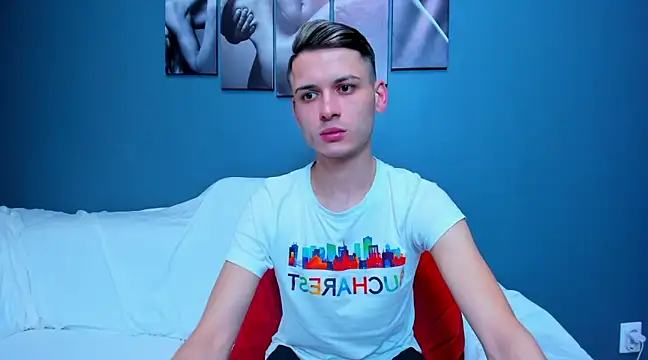 Snapshot of andboyfor6 chatting on January 24, 6:25 pm andboyfor6 online show from January 24, 6:25 pm