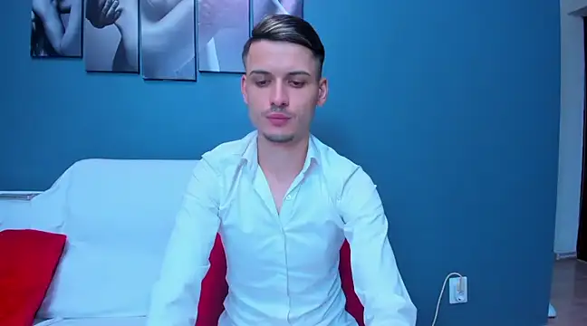 Snapshot of andboyfor6 chatting on February 23, 12:37 pm andboyfor6 online show from February 23, 12:37 pm