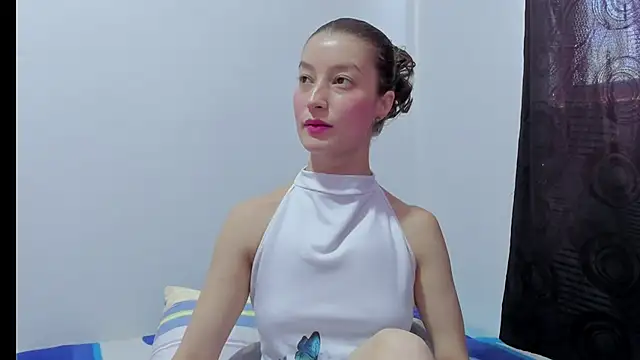 Snapshot of MiiaVolkova chatting on September 27, 5:08 pm MiiaVolkova online show from September 27, 5:08 pm