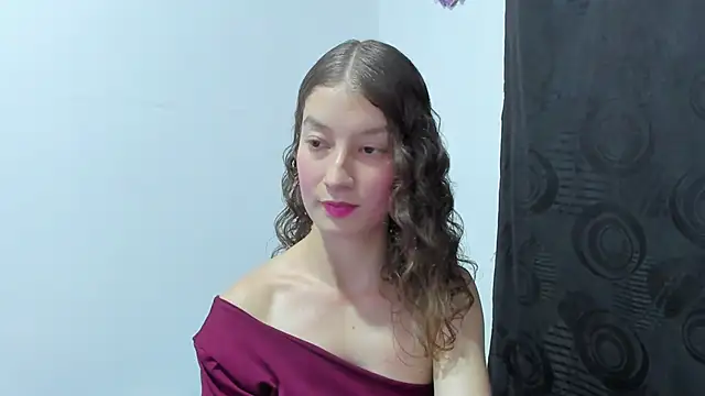Snapshot of MiiaVolkova chatting on September 19, 11:53 pm MiiaVolkova online show from September 19, 11:53 pm