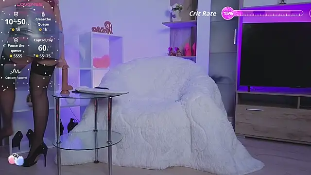 Snapshot of Ivy_Ice11 chatting on November 12, 6:45 pm Ivy Ice11 online show from November 12, 6:45 pm